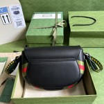 Gucci Small shoulder bag with logo Black 679540