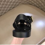 Gucci Rubber buckle strap sandal Black