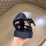 Gucci Rubber buckle strap sandal Blue