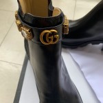 Gucci Leather ankle boot with belt black