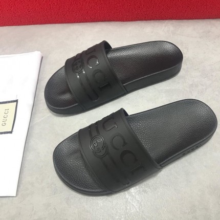 Gucci Logo Rubber Slide Sandal Black