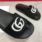 Gucci Matelasse Rubber Slide Sandals Black /white