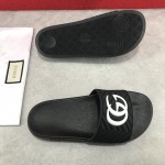 Gucci Matelasse Rubber Slide Sandals Black /white