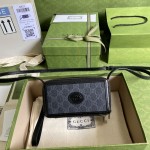 Gucci Mini bag with Interlocking G ‎671674 Black