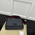 Gucci GG black Supreme canvas GG crossbody bag ‎771167