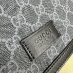 Gucci GG black Supreme canvas GG crossbody bag ‎771167