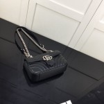 Gucci GG Marmont matelasse mini bag Black