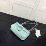 Gucci GG Marmont matelasse mini bag Green