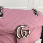 Gucci GG Marmont matelasse mini bag Pink