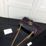 Gucci GG Marmont small matelassé shoulder bag Black / Red 