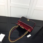 Gucci GG Marmont small matelassé shoulder bag Black / Red 