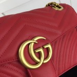 Gucci GG Marmont small matelassé shoulder bag Red