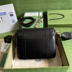 Gucci Medium crocodile trim messenger bag black ‎702136