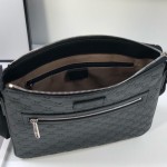 Gucci Signature messenger black bag ‎406410