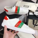 Gucci Ace sneaker with Interlocking G 644748