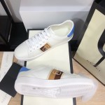 Gucci Online Exclusive Ace sneaker with Interlocking G 650992