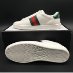 Gucci Men's Ace embroidered sneaker with Bees