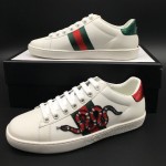 Gucci Men's Ace embroidered sneaker with Snake