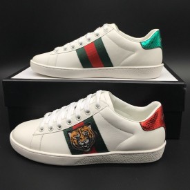 Gucci Men's Ace embroidered sneaker with Tiger