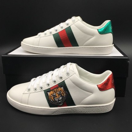 Gucci Men's Ace embroidered sneaker with Tiger