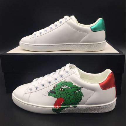 Gucci Men's Ace embroidered sneaker with Wolf