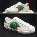 Gucci Men's Ace embroidered sneaker with Wolf