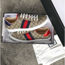 Gucci Men's Ace GG Supreme sneaker