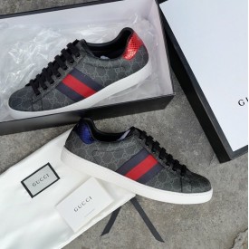 Replica Gucci Men's Ace GG Supreme sneaker