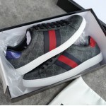 Gucci Men's Ace GG Supreme sneaker Black