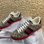 Gucci Ace GG Supreme sneaker Red