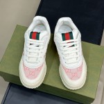 Gucci Men's Gucci Re-Web sneaker Beige / Pink