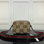 Gucci Messenger bag with jumbo GG ‎675891