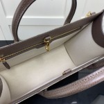 Gucci Tote bag with jumbo GG ‎678839