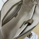 Gucci Jumbo GG Briefcase Taupe jumbo GG leather ‎658573