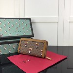 Disney x Gucci zip around wallet