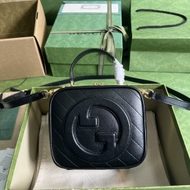 Replica Gucci Blondie top handle bag