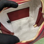 Gucci Blondie top handle bag Red ‎744434