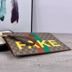 Gucci 'Fake/Not' print pouch ‎636171