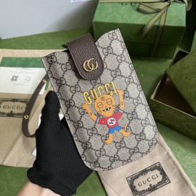 Gucci cat print phone case ‎700732