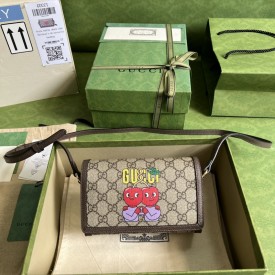 Replica Gucci cherry print mini bag