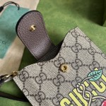 Gucci cherry print phone case ‎700732