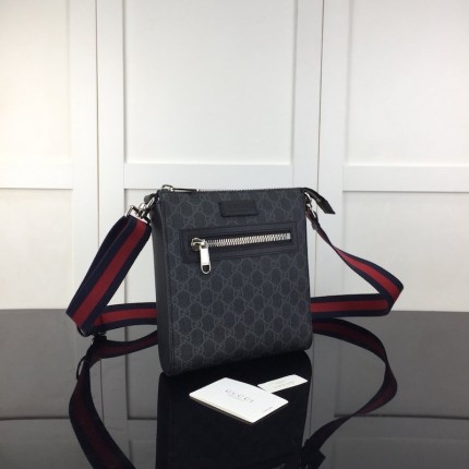 Gucci GG Black small messenger Bag 523599