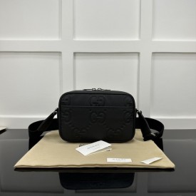 Gucci Jumbo GG medium messenger bag ‎766946