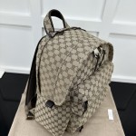 Gucci Medium backpack with Gucci logo ‎800265