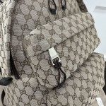 Gucci Medium backpack with Gucci logo ‎800265