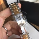 Gucci G-Timeless watch 38mm Gold