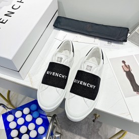 City Sport sneakers in leather with GIVENCHY strap white / black