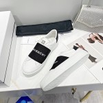 City Sport sneakers in leather with GIVENCHY strap white / black