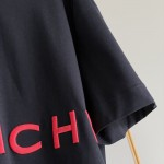 Givenchy 4G Embroidered Oversized T shirt Black/Red