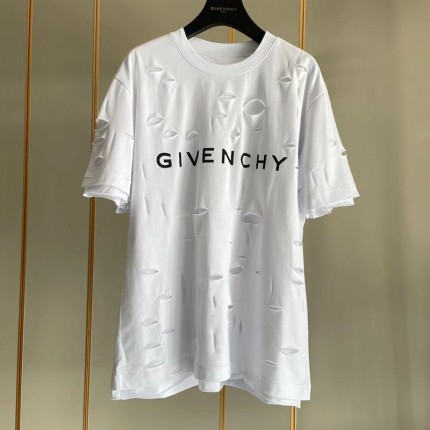 Givenchy Archetype oversized t-shirt with destroyed effect white